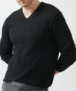Recycled Cashmere Exposed Seam V-Neck Sweater - Black