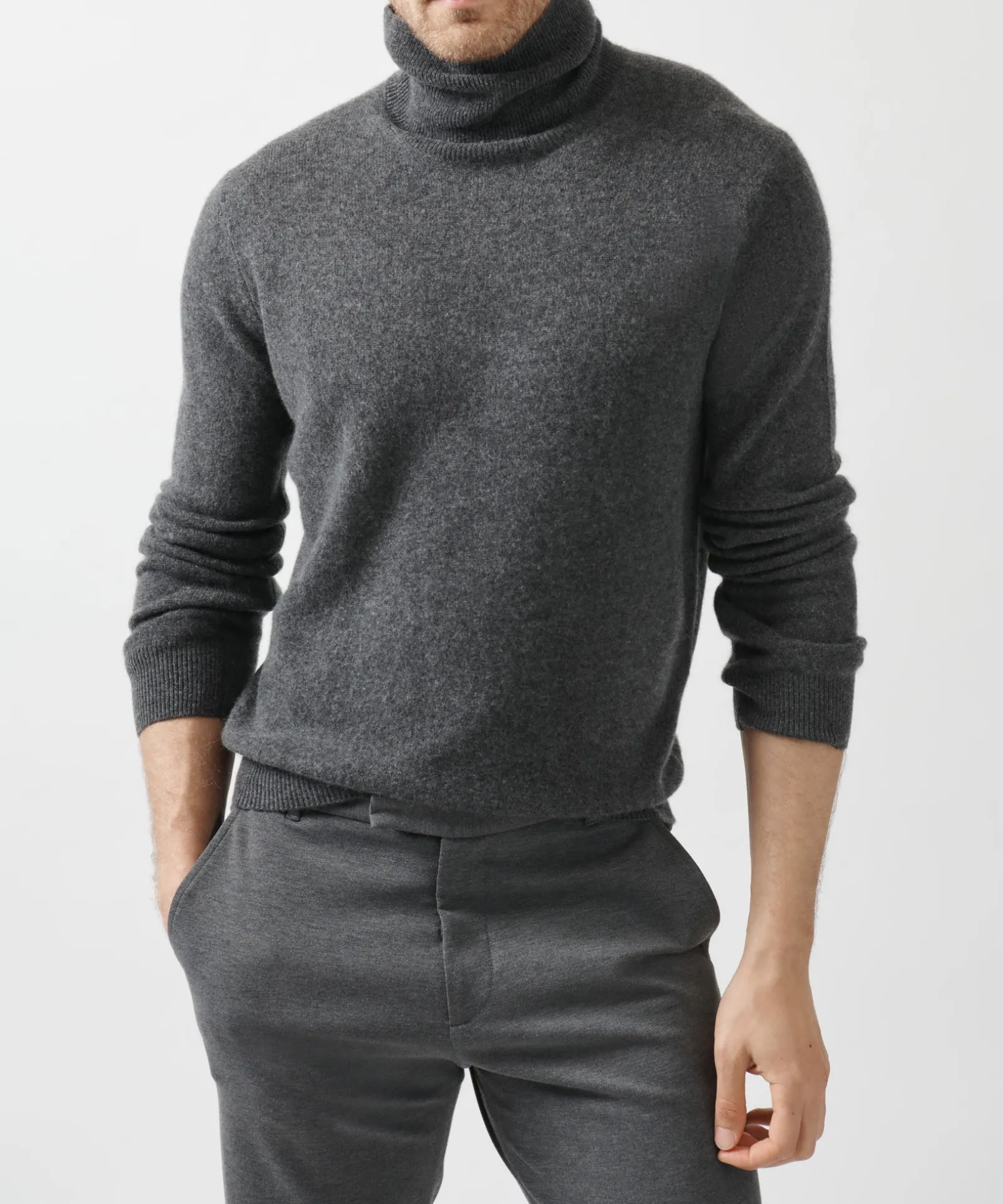 Recycled Cashmere Turtleneck Sweater - Heather Charcoal